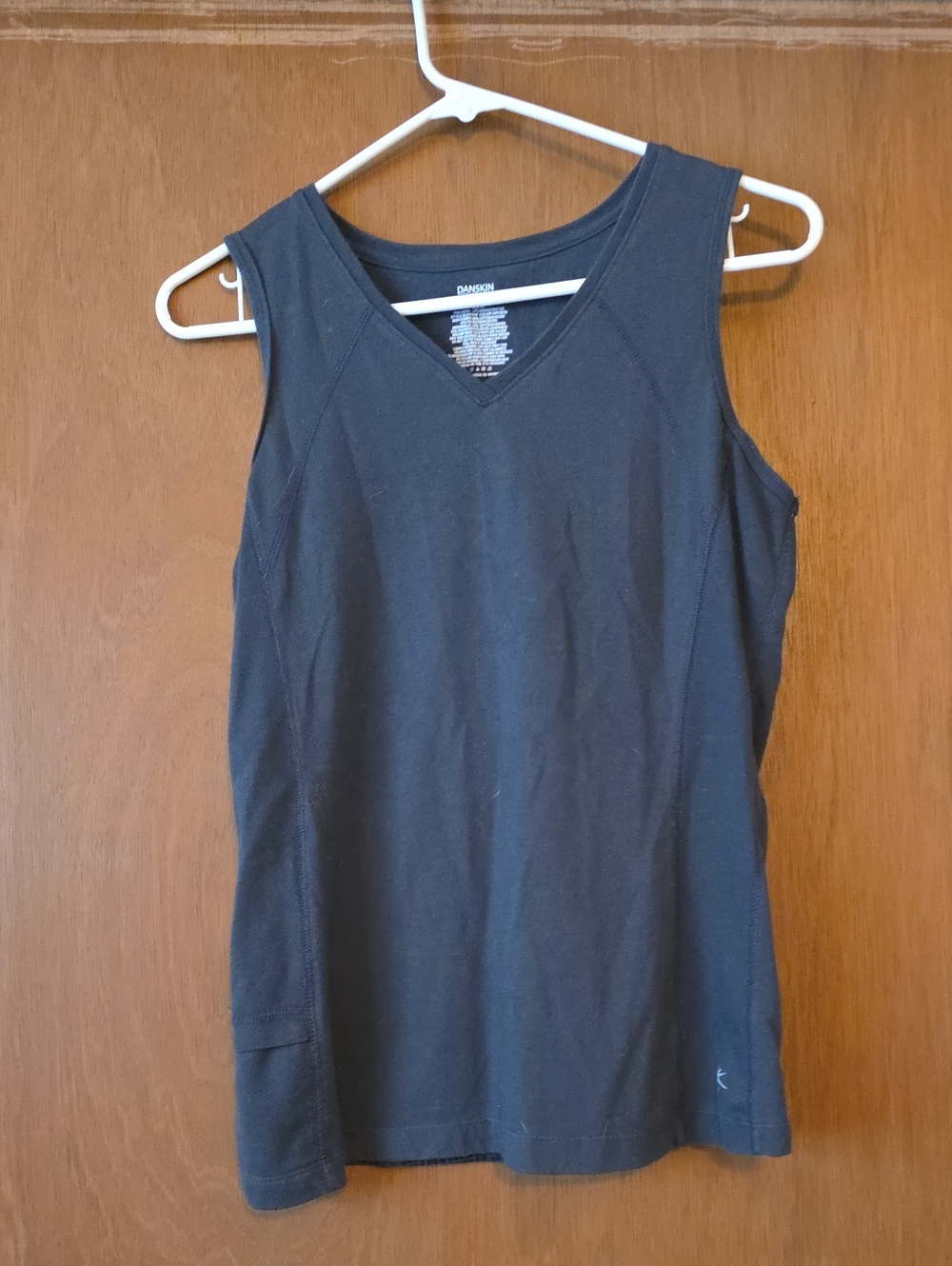 Danskin Black V-Neck Sleeveless Athletic Tank
